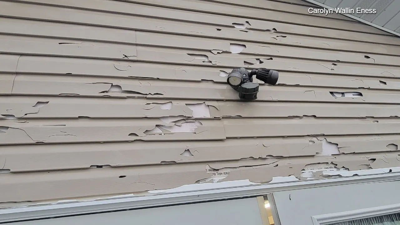 Damage Siding repair in chicago illinois - B&b Roofing and Exteriors