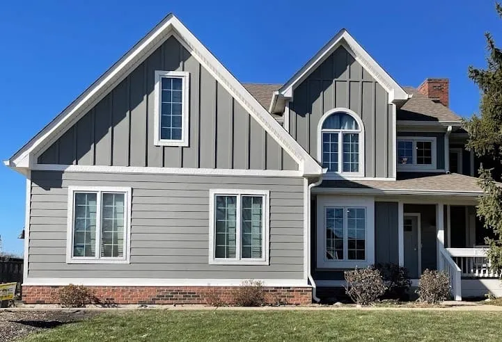 Vertical-panel-siding-by-James-Hardie chicago illinois B&B Roofing and Exteriors